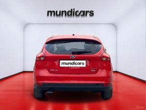 Ford Focus 1.0 Ecoboost Auto-St.-St. 125cv Trend+  - Foto 5