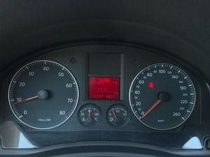 Volkswagen Golf 1.6 Highline  - Foto 14
