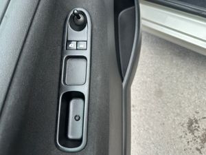Peugeot 207 1.4 HDI  68cv   - Foto 23