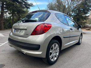 Peugeot 207 1.4 HDI  68cv   - Foto 5