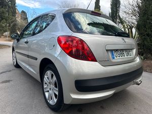 Peugeot 207 1.4 HDI  68cv   - Foto 4