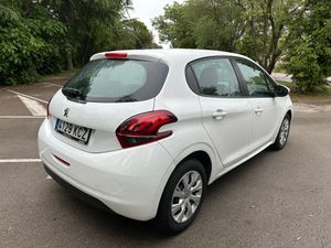 Peugeot 208 5P ACTIVE 1.6 Blue HDI 100cv   - Foto 13