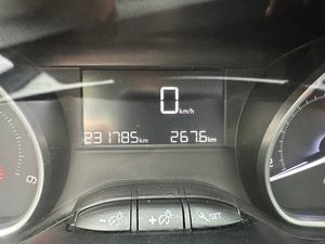 Peugeot 208 5P ACTIVE 1.6 Blue HDI 100cv   - Foto 44