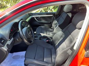 Audi A4 2.0 i Avant  S Line  - Foto 18