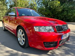 Audi A4 2.0 i Avant  S Line  - Foto 3