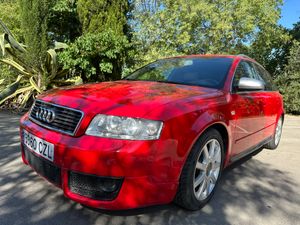 Audi A4 2.0 i Avant  S Line  - Foto 2