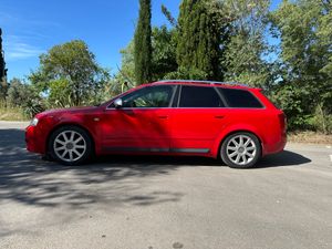 Audi A4 2.0 i Avant  S Line  - Foto 8
