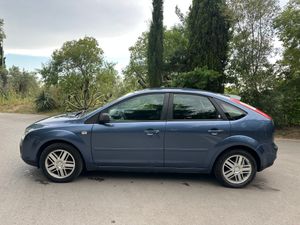 Ford Focus 1.6 TDCI AUT. SECUENCIAL 109cv   - Foto 16