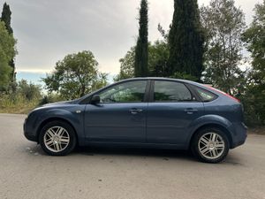 Ford Focus 1.6 TDCI AUT. SECUENCIAL 109cv   - Foto 8