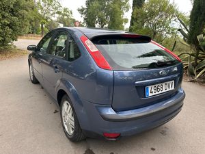 Ford Focus 1.6 TDCI AUT. SECUENCIAL 109cv   - Foto 12