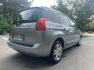 Peugeot 5008 1.6 HDI STYLE  120cv   - Foto 5