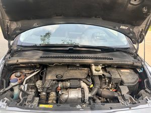 Peugeot 5008 1.6 HDI STYLE  120cv   - Foto 46