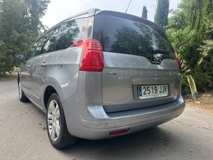 Peugeot 5008 1.6 HDI STYLE  120cv   - Foto 4
