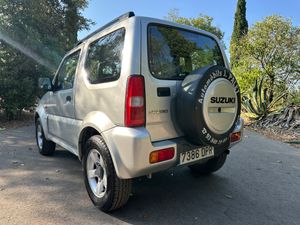 Suzuki Jimny 1.6 DDIS Techo Duro 65cv   - Foto 4