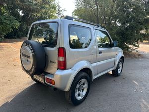 Suzuki Jimny 1.6 DDIS Techo Duro 65cv   - Foto 13