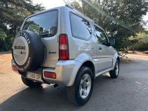 Suzuki Jimny 1.6 DDIS Techo Duro 65cv   - Foto 5