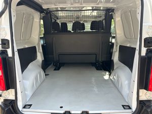 Opel Vivaro Doblecabina Plegable M Express 1.5 diesel 120cv   - Foto 22