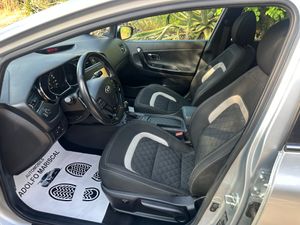 Kia Ceed Sportswagon 1.6 CRDI VGT GT Line 136 Aut.   - Foto 18