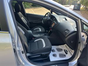 Kia Ceed Sportswagon 1.6 CRDI VGT GT Line 136 Aut.   - Foto 19