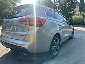 Kia Ceed Sportswagon 1.6 CRDI VGT GT Line 136 Aut.   - Foto 5