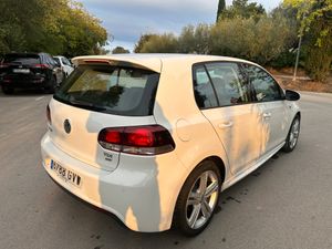 Volkswagen Golf 1.6 tdi 105cv DSG R Line    - Foto 13