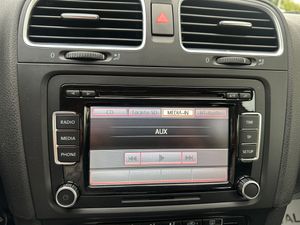 Volkswagen Golf 1.6 tdi 105cv DSG R Line    - Foto 27
