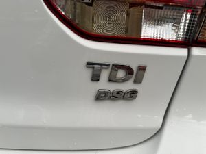 Volkswagen Golf 1.6 tdi 105cv DSG R Line    - Foto 35