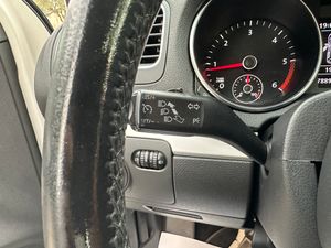 Volkswagen Golf 1.6 tdi 105cv DSG R Line    - Foto 23