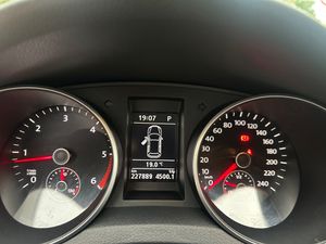 Volkswagen Golf 1.6 tdi 105cv DSG R Line    - Foto 41