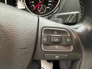 Volkswagen Golf 1.6 tdi 105cv DSG R Line    - Foto 25