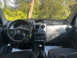 Peugeot Partner Combiespace 2.0 HDi 90  - Foto 24