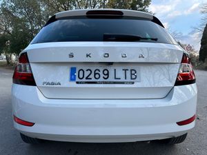 Skoda Fabia Ambition Plus 95 cv  - Foto 7
