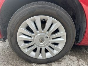 Renault Clio 5p 20 Aniversario 1.2 75 eco2  - Foto 36