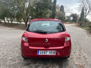 Renault Clio 5p 20 Aniversario 1.2 75 eco2  - Foto 15