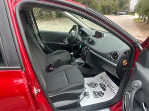 Renault Clio 5p 20 Aniversario 1.2 75 eco2  - Foto 19