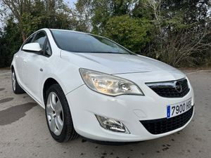 Opel Astra 5p Enjoy 1.4 100 CV  - Foto 3