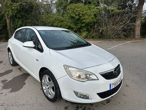 Opel Astra 5p Enjoy 1.4 100 CV  - Foto 11