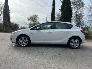 Opel Astra 5p Enjoy 1.4 100 CV  - Foto 8