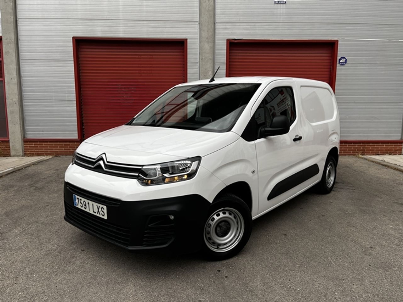 Citroën Berlingo Talla M BlueHDi 100 WORKER   - Foto 1