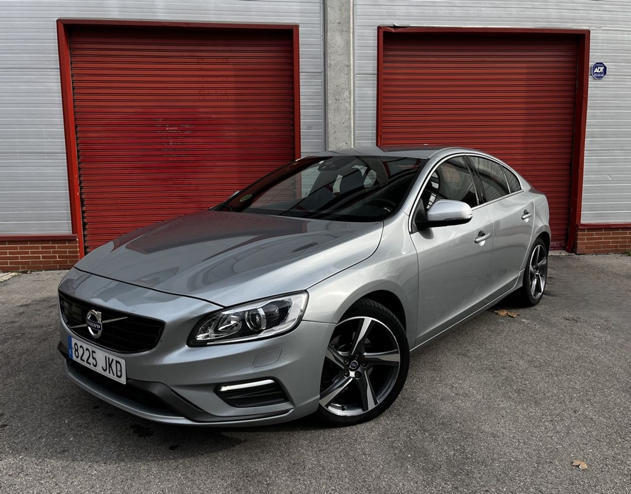 Volvo S60 2.0 D4 RDesign Momentum Auto  - Foto 1