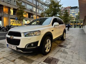 Chevrolet Captiva 2.2 VCDI 16V LTZ 7 Plazas AWD Auto  - Foto 2