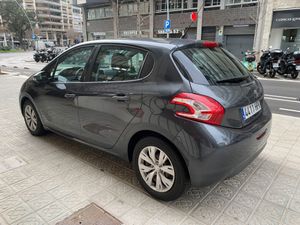 Peugeot 208 5P ACTIVE 1.4 HDi 68  - Foto 7