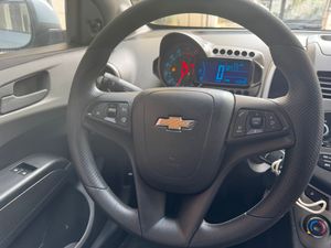 Chevrolet Aveo 1.2 16v LS  - Foto 16