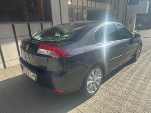 Renault Laguna Dynamique 2.0dCi 150CV  - Foto 6