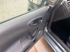 Seat Ibiza 1.0 55kW (75CV) Reference  - Foto 15