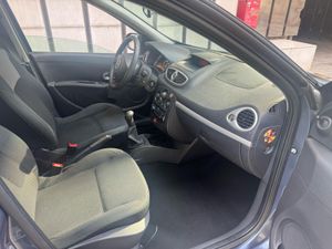 Renault Clio Authentique 1.2 16v 75cv 5p. eco2   - Foto 19