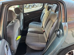 Peugeot 407 Confort 1.8 16v 125cv  - Foto 14