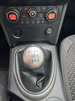 Nissan Qashqai+2 2.0 ACENTA 4x4  - Foto 16