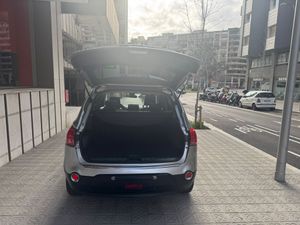 Nissan Qashqai+2 2.0 ACENTA 4x4  - Foto 20