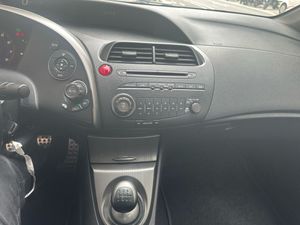 Honda Civic 1.4 i-VTEC Comfort  - Foto 19